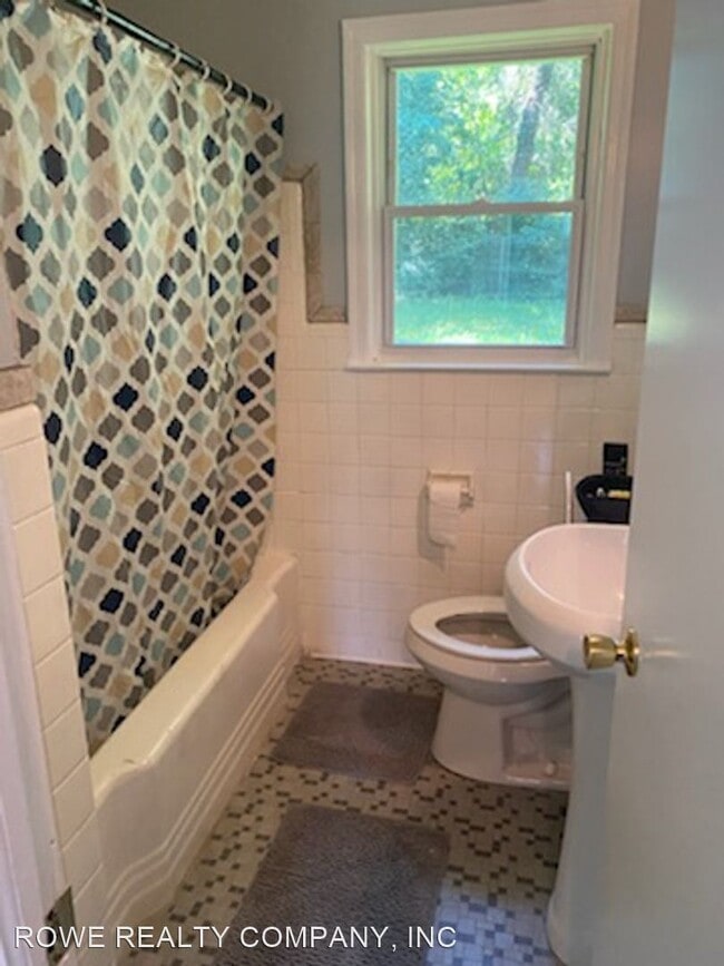 Building Photo - 3 br, 1 bath House - 4010 EVERGREEN STREET