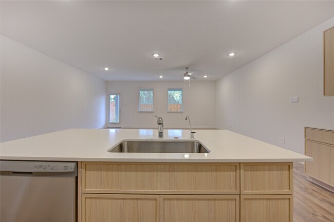 Building Photo - 28246 Meadowlark Sky Dr