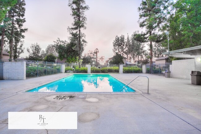 Building Photo - Cozy and Convenient 2-Bedroom, 1-Bath Home in Riverside