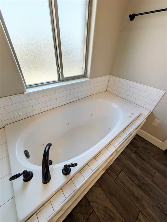 Building Photo - 17428 Locust Grove Ln