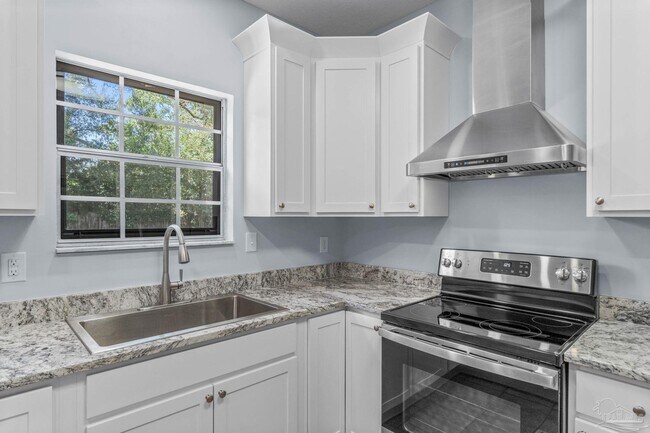 Building Photo - 7468 Brightwood St