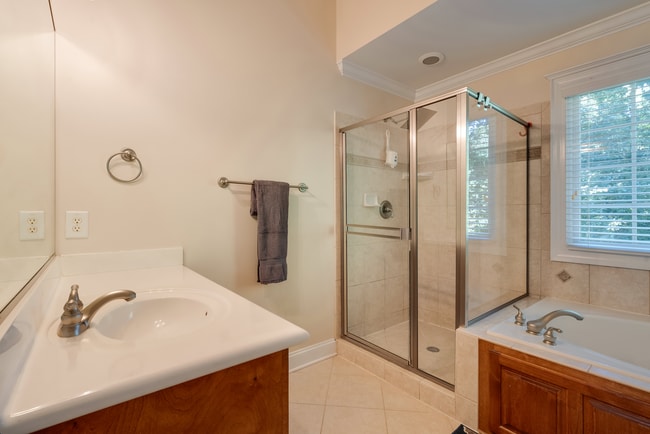 Building Photo - 117 Buckhurst Dr