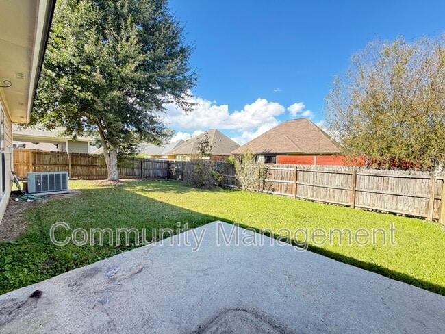 Building Photo - 40320 Creekway Cove Ct