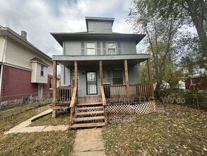 Building Photo - 2002 E 35th St