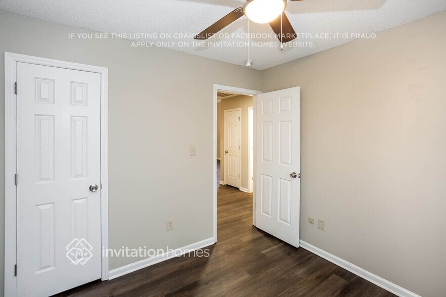 Building Photo - 4301 Emerald Ln