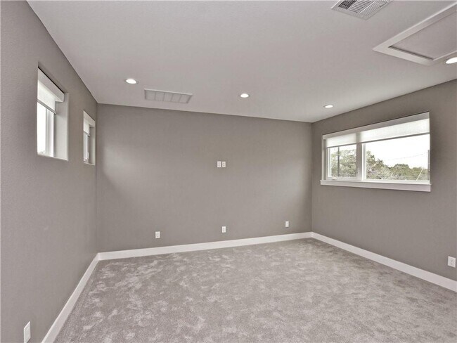 Building Photo - 16310 Forest Way