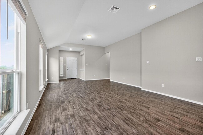 Building Photo - 128 Shugart St