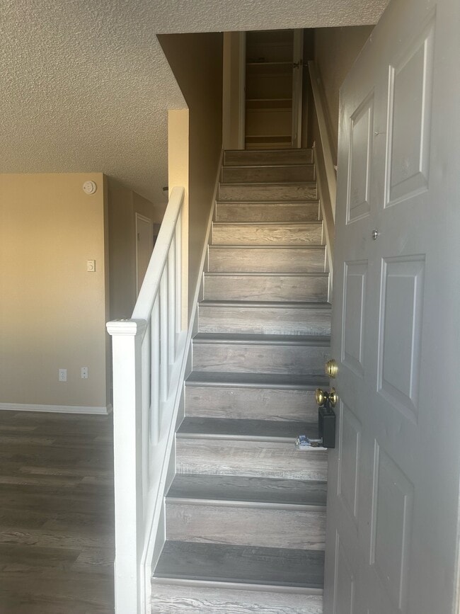 Building Photo - 4881 Basswood Dr