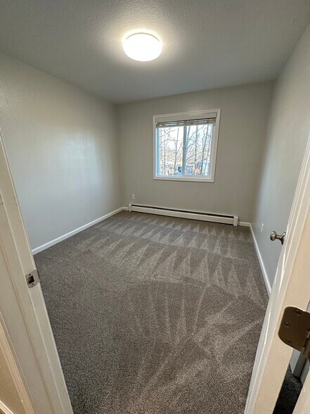 Building Photo - 1350 Balfour dr