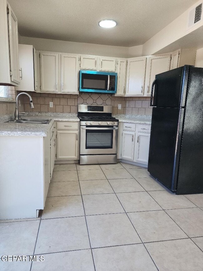 Building Photo - 10497 Valle del Mar Dr