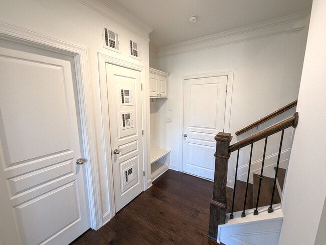 Building Photo - 146 Brindle Ln