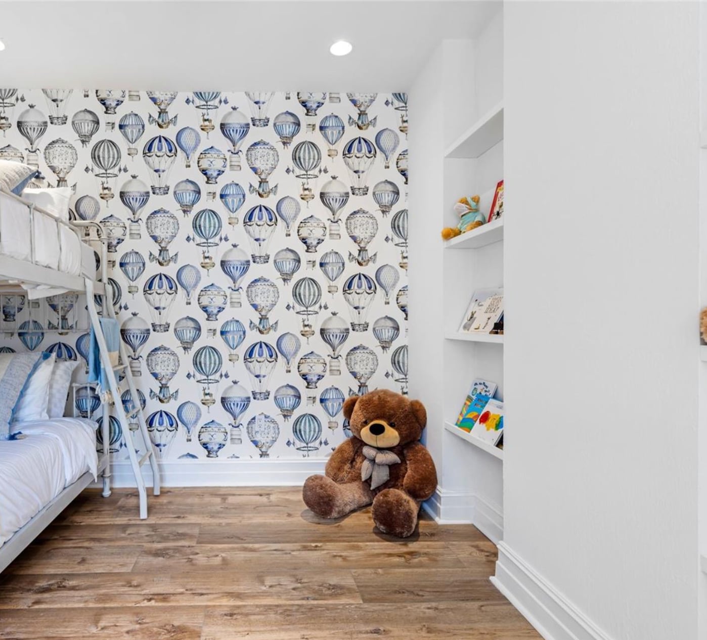 Building Photo - 113 NE 101st St