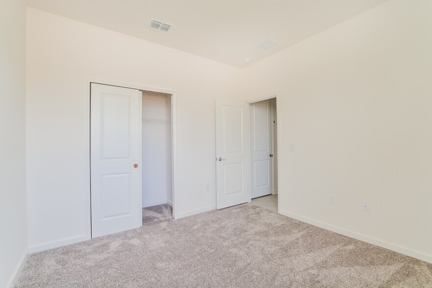 Building Photo - 33513 Sky Blossom Cir