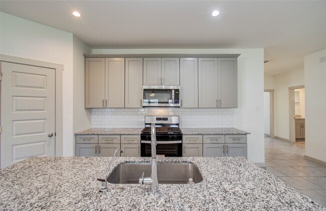 Building Photo - 4930 Natchez Trce