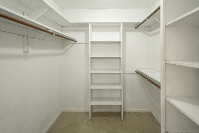 Building Photo - BEAUTIFUL HOME FOR RENT IN GLENWOOD AREA