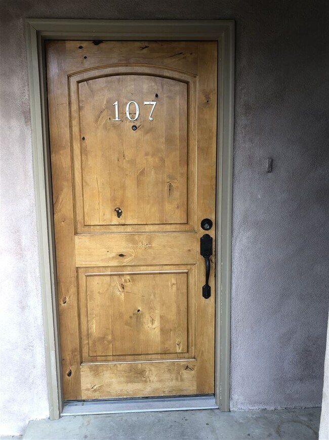 Building Photo - 8216 Casa Verde Rd