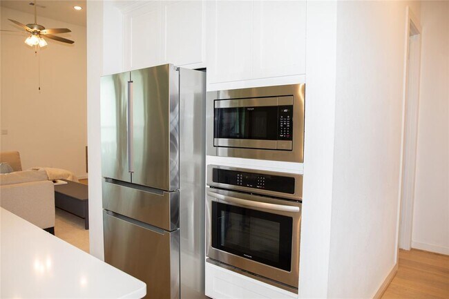 Building Photo - 124 Ricker Way