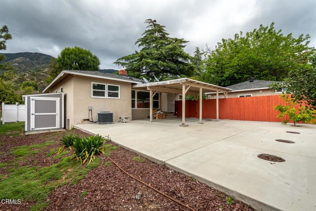 Building Photo - 2520 Upper Terrace