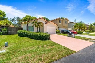 Building Photo - 8842 SW 215th Ln