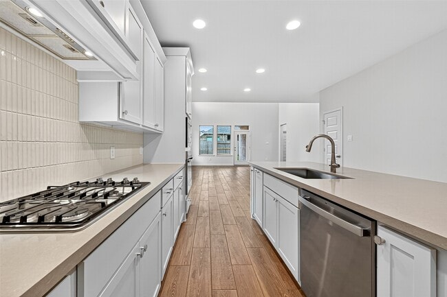 Building Photo - 5019 Bowen Pr Dr