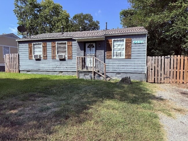 Building Photo - 4427 Ryan St