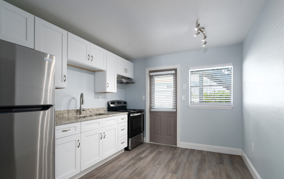 Interior Photo - Manatee Bay Apartments