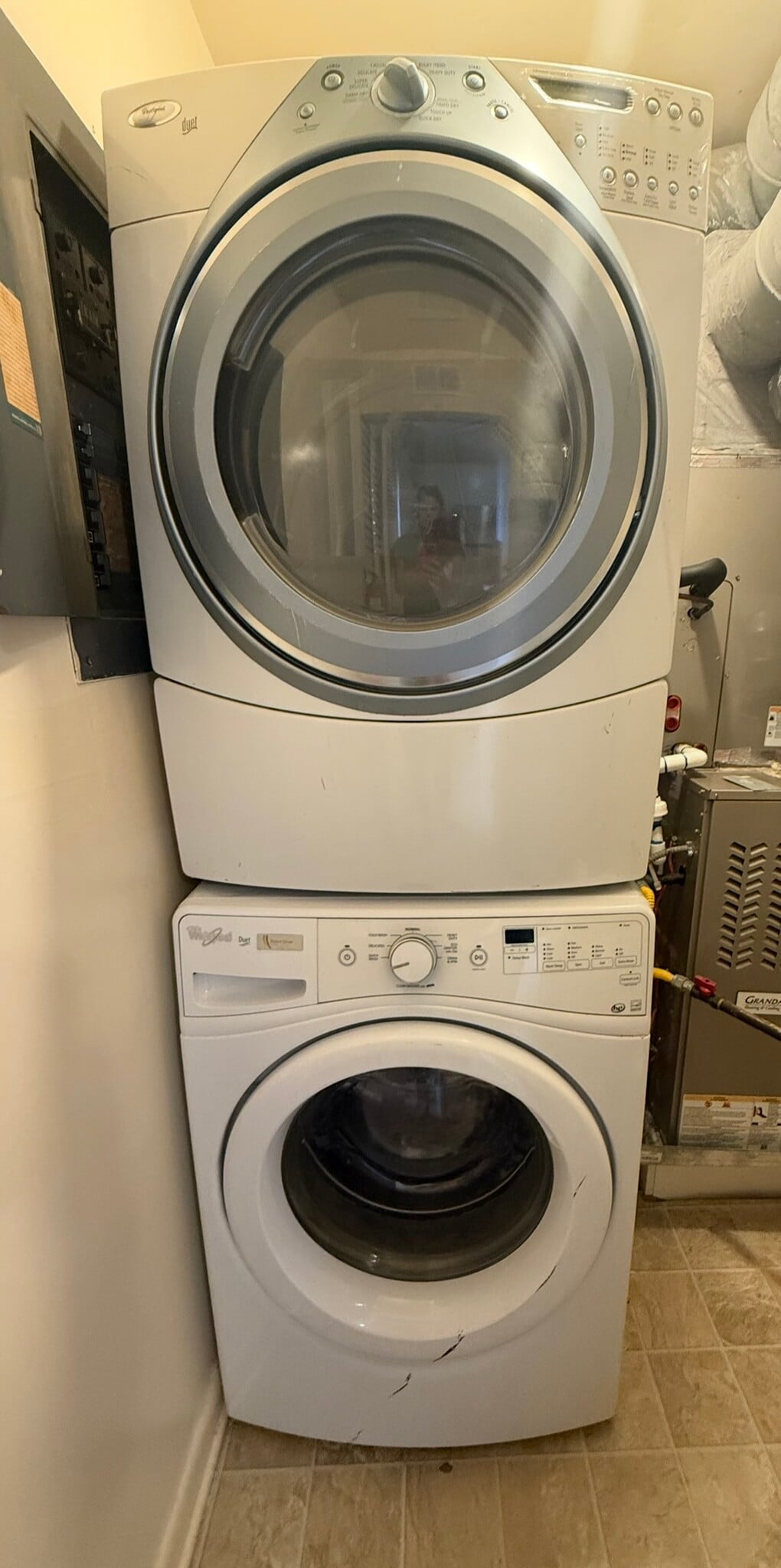 Building Photo - 425 S Church St