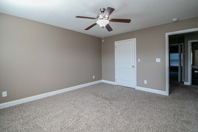 Building Photo - 144 Sycamore Hill Dr