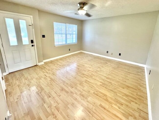 Building Photo - Affordable 3BR home in Southaven with grea...