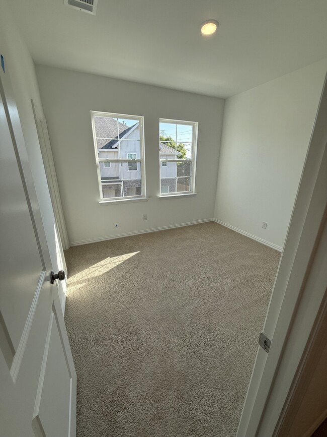 Building Photo - 4703 Stirring Pathway