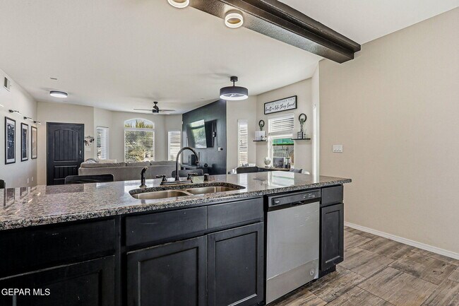 Building Photo - 14270 Richard Wiles