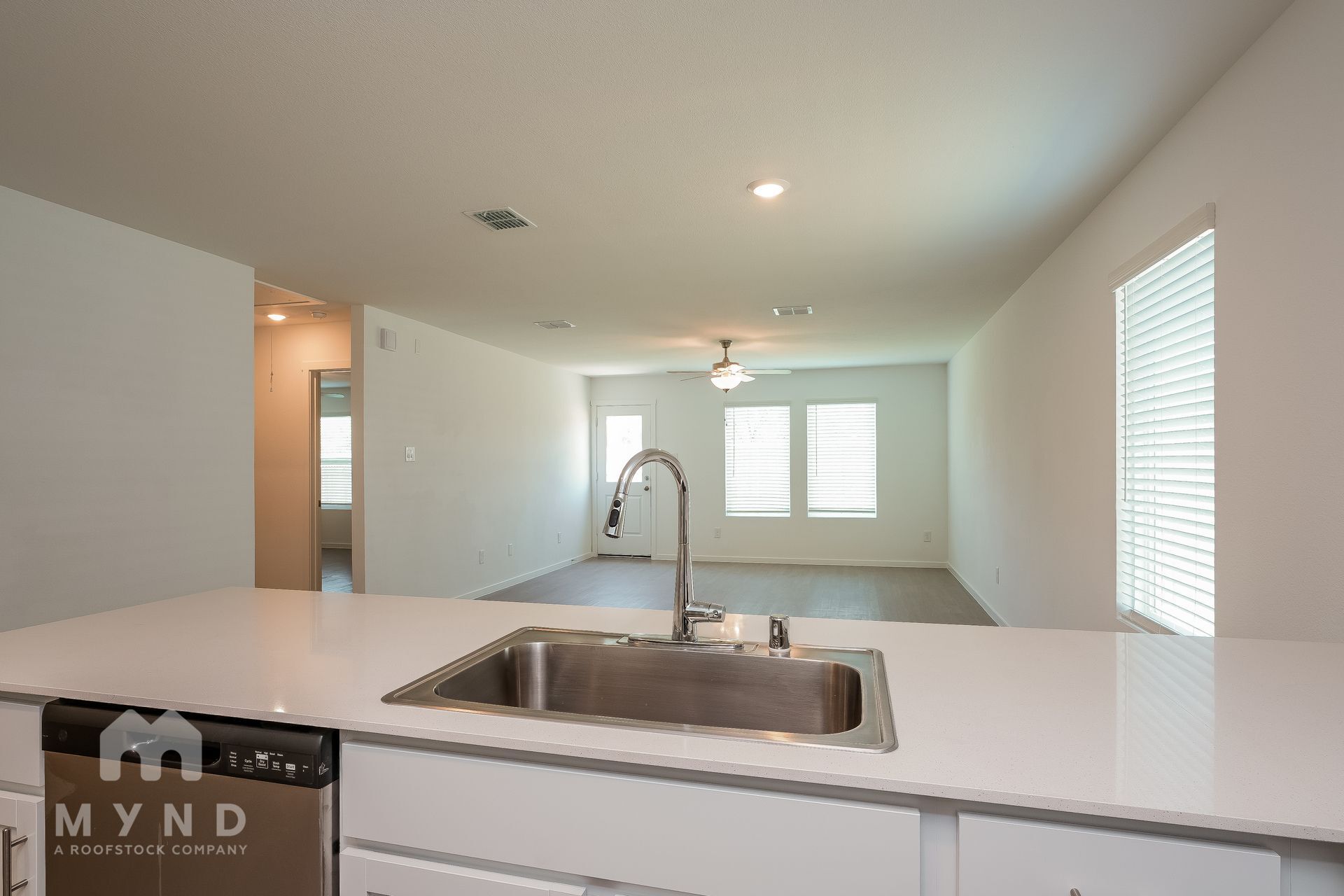 Building Photo - 2712 Mistwood Dr