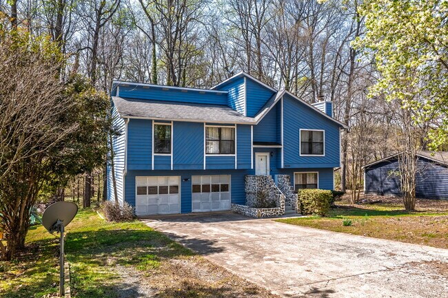 Building Photo - 6530 Thamesmead Ln