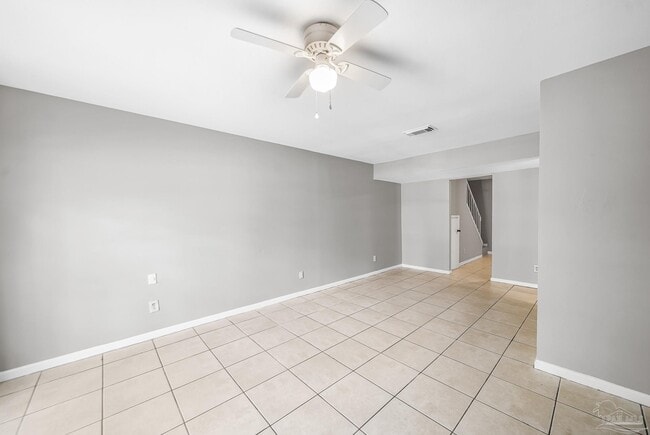 Building Photo - 2107 Langley Ave