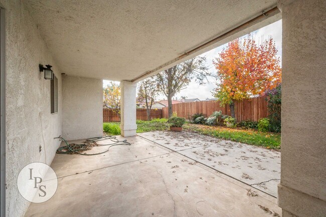 Building Photo - 3676 Baron Ave