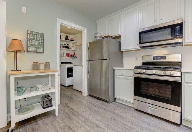 Building Photo - 27 Mt Vernon Cir