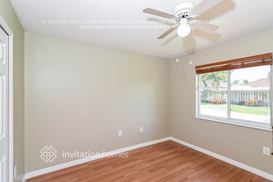 Building Photo - 14872 SW 176th St