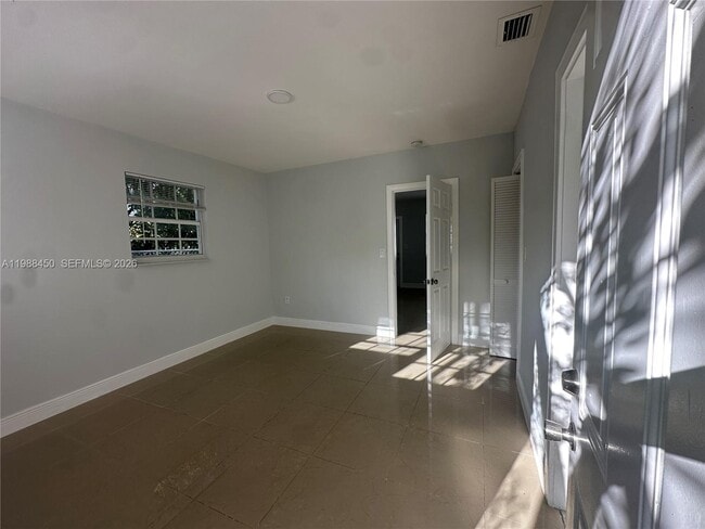 Building Photo - 740 84th St