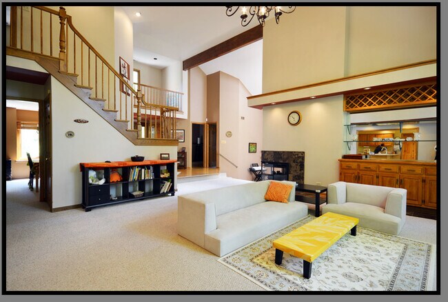 Building Photo - 707 Whitebark Ct