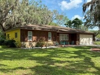 Building Photo - 1050 Bloomfield Dr