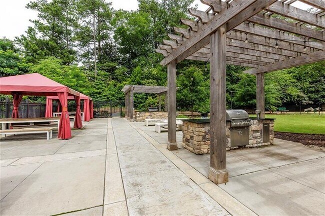 Building Photo - 795 Hammond Dr