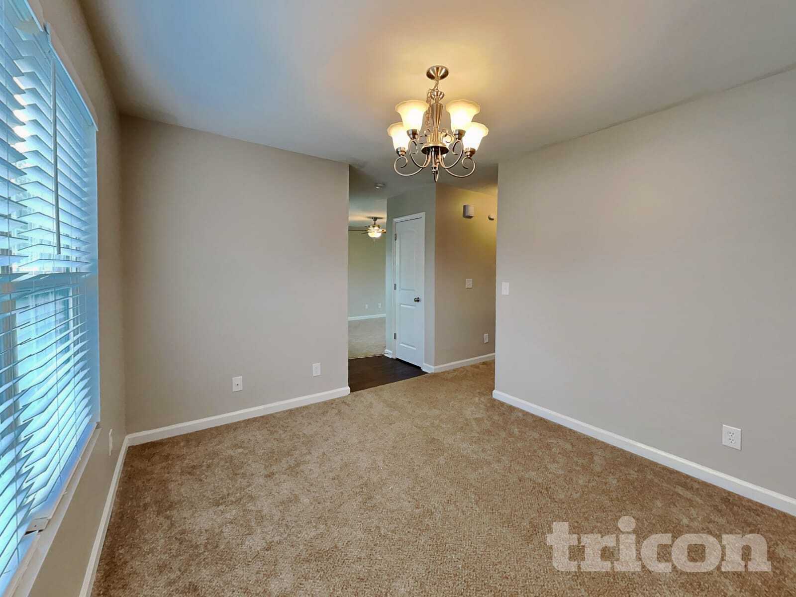 Building Photo - 2004 Blue Rock Ct