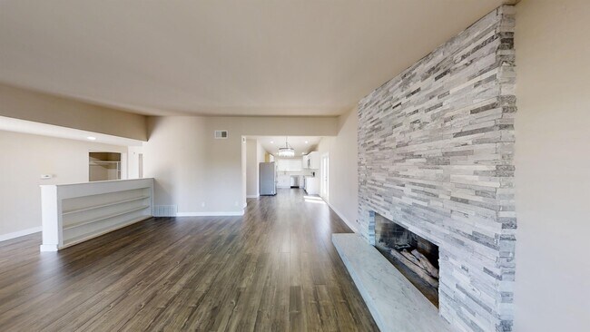 Building Photo - 5216 College Gardens Ct