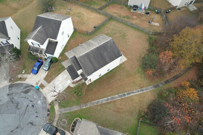 Building Photo - 4323 Leopold Pl