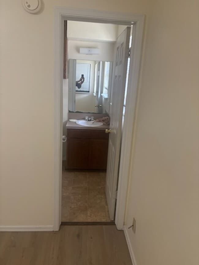 Building Photo - Now Available for Rent – Beautifully Updated Home In Lee West Estates!