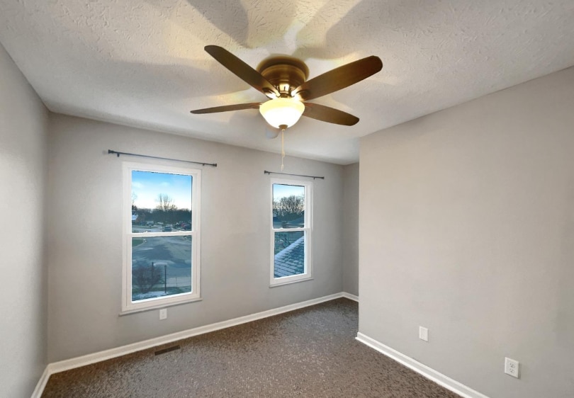 Building Photo - 50 Bentbrook Ct