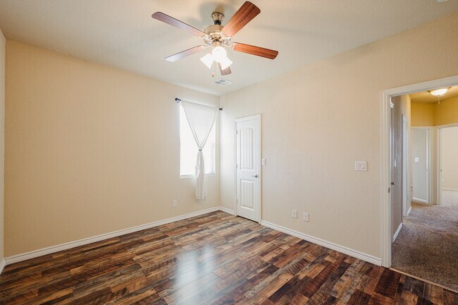 Building Photo - 7036 XIT Ranch Rd
