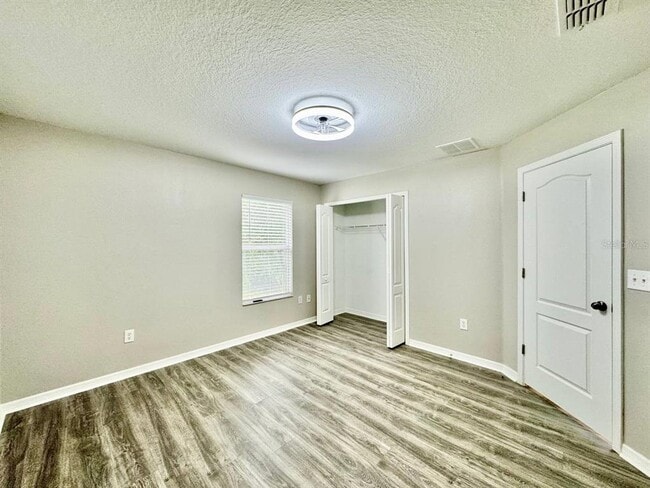 Building Photo - 12534 Chenwood Ave