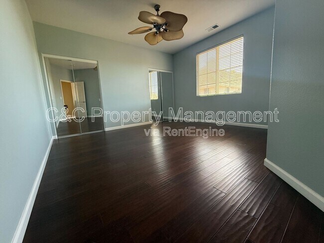 Building Photo - 1180 Pueblo Ct
