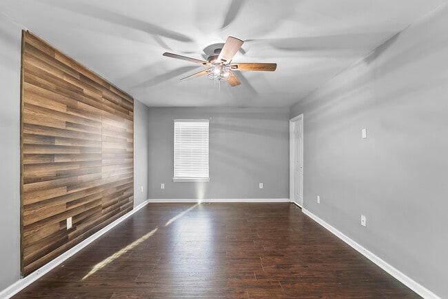 Building Photo - 362 Harvest Grove Trail
